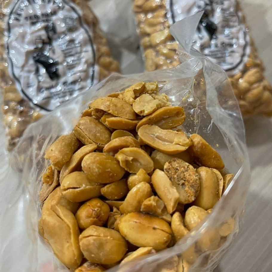 Cari Kacang Tari Bali Meman dengan harga grosir murah? Kami sedia kacang kapri khas Bali kemasan vakum 250g yang gurih, renyah, & besar!